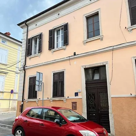Center Apartment