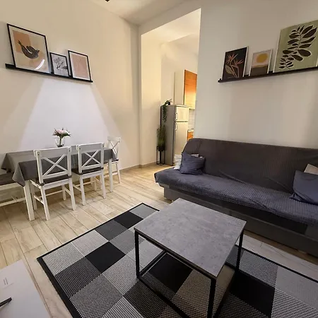 Center Apartment